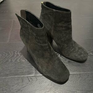 Nine West black boots